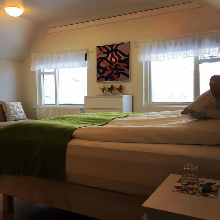Oendolfsstathir Farm B&B Лейгар Экстерьер фото